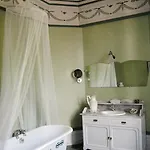 Chateau D'urtubie 3*