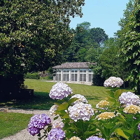 Chateau D'urtubie Hotel 3*