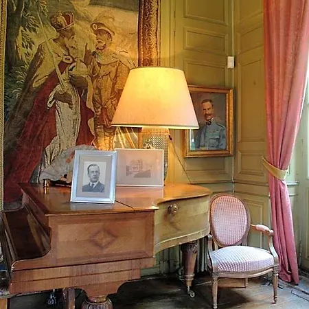 Chateau D'urtubie 3*