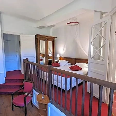 Chateau D'urtubie