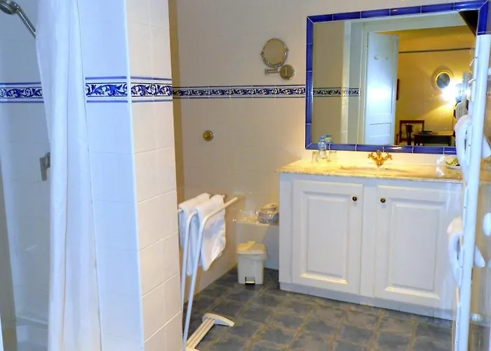 Chateau D'urtubie 3*